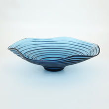 Load image into Gallery viewer, Auro Platter - Blue
