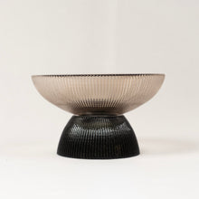 Load image into Gallery viewer, Groove Nut Bowl - Set of 2