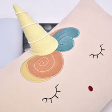 Load image into Gallery viewer, Sweet Pea Cushion Cover