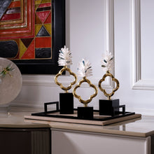 Load image into Gallery viewer, Carnation Sculpture Black - Set of 3