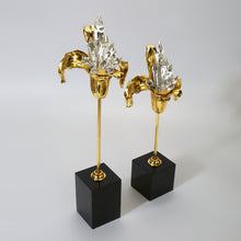 Load image into Gallery viewer, Moss Sculpture