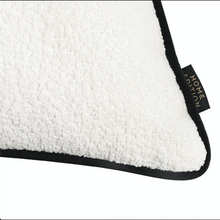 Load image into Gallery viewer, Blanc Cushion Cover