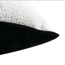Load image into Gallery viewer, Blanc Cushion Cover