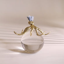 Load image into Gallery viewer, Octave Crsytal Sculpture