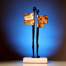 Load image into Gallery viewer, Twain Sculpture