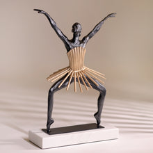 Load image into Gallery viewer, Valentina Sculpture