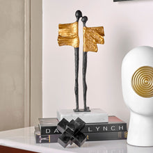 Load image into Gallery viewer, Twain Sculpture