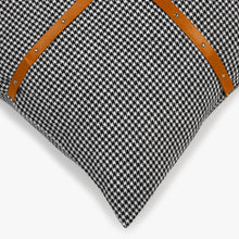 Load image into Gallery viewer, Baroque Cushion Cover
