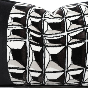 Illusion Rectangle Cushion Cover