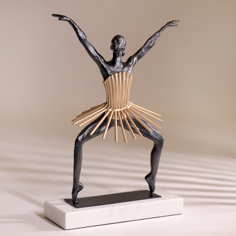 Valentina Sculpture